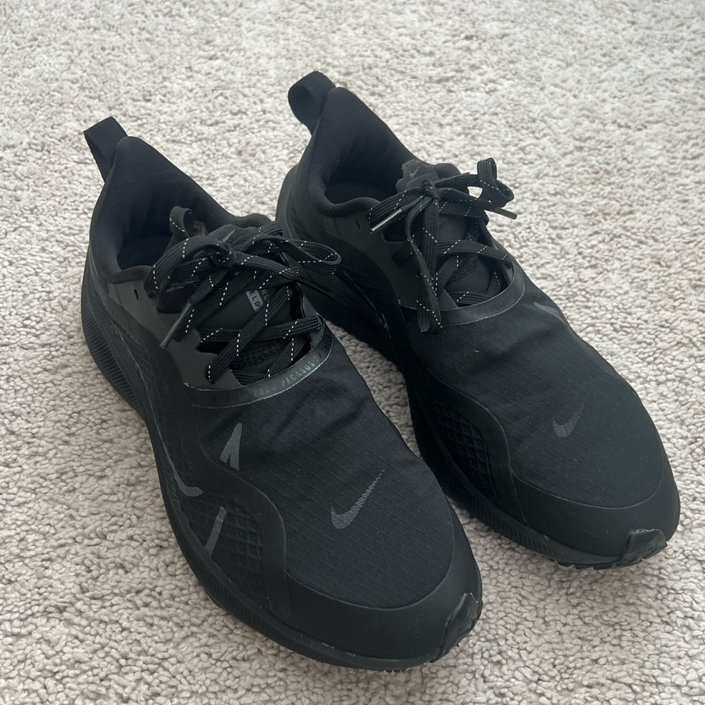 Nike Air Zoom Pegasus 37 Shield